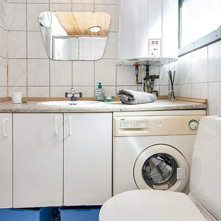 Holiday home 6 Person In Glesborg